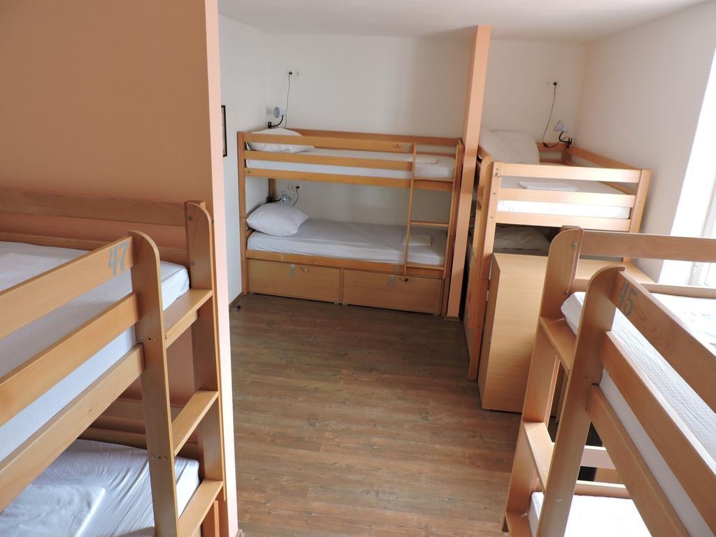 Hostel Marina Trogir Ruang foto