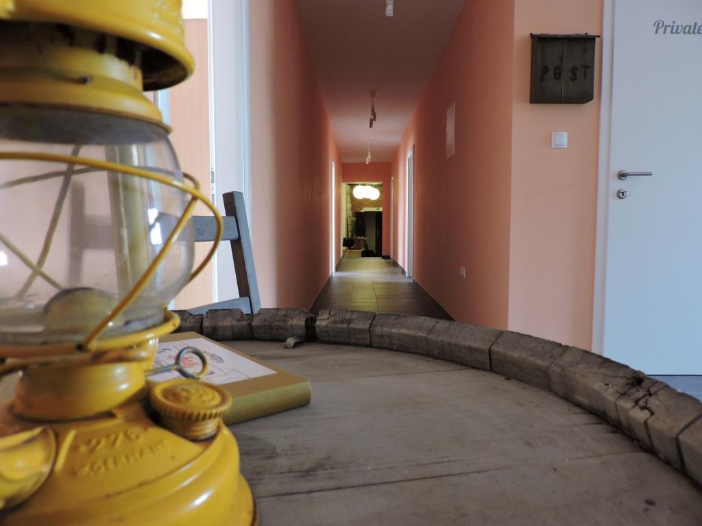 Hostel Marina Trogir Bagian luar foto