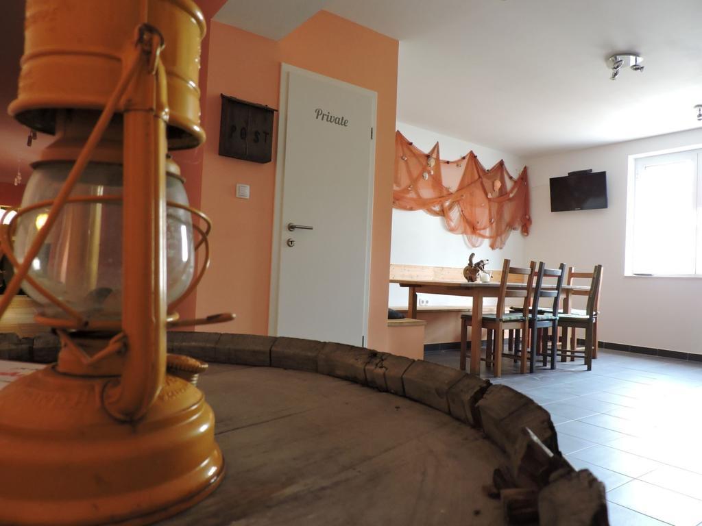 Hostel Marina Trogir Bagian luar foto