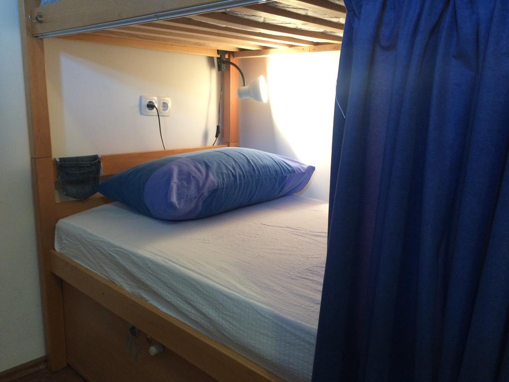 Hostel Marina Trogir Bagian luar foto