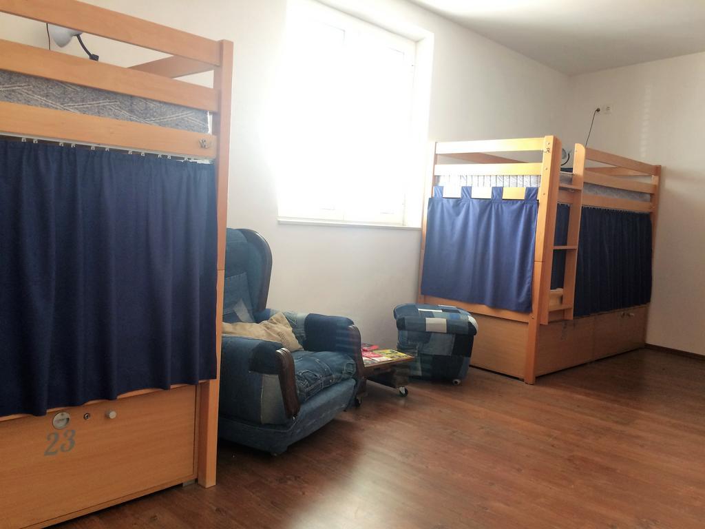 Hostel Marina Trogir Bagian luar foto