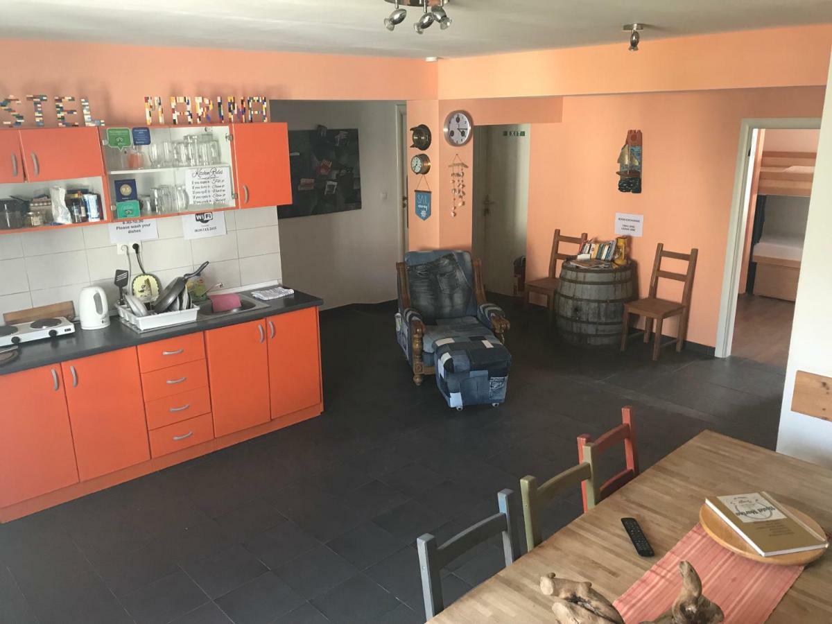 Hostel Marina Trogir Bagian luar foto