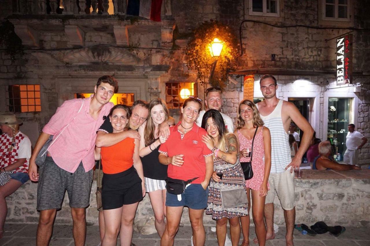 Hostel Marina Trogir Bagian luar foto